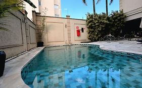 Class Hotel Guaxupe